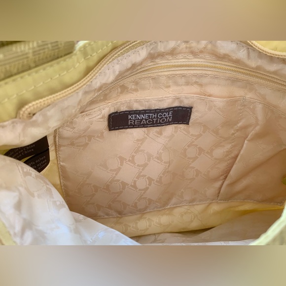 Kenneth Cole Reaction: Purse - Picture 10 of 11